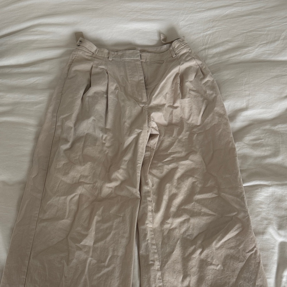 Abercrombie beige wide leg pant